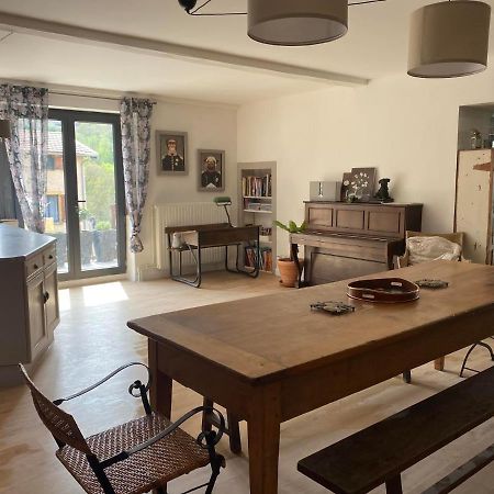 Maison Sur Cour Courzieu Eksteriør billede