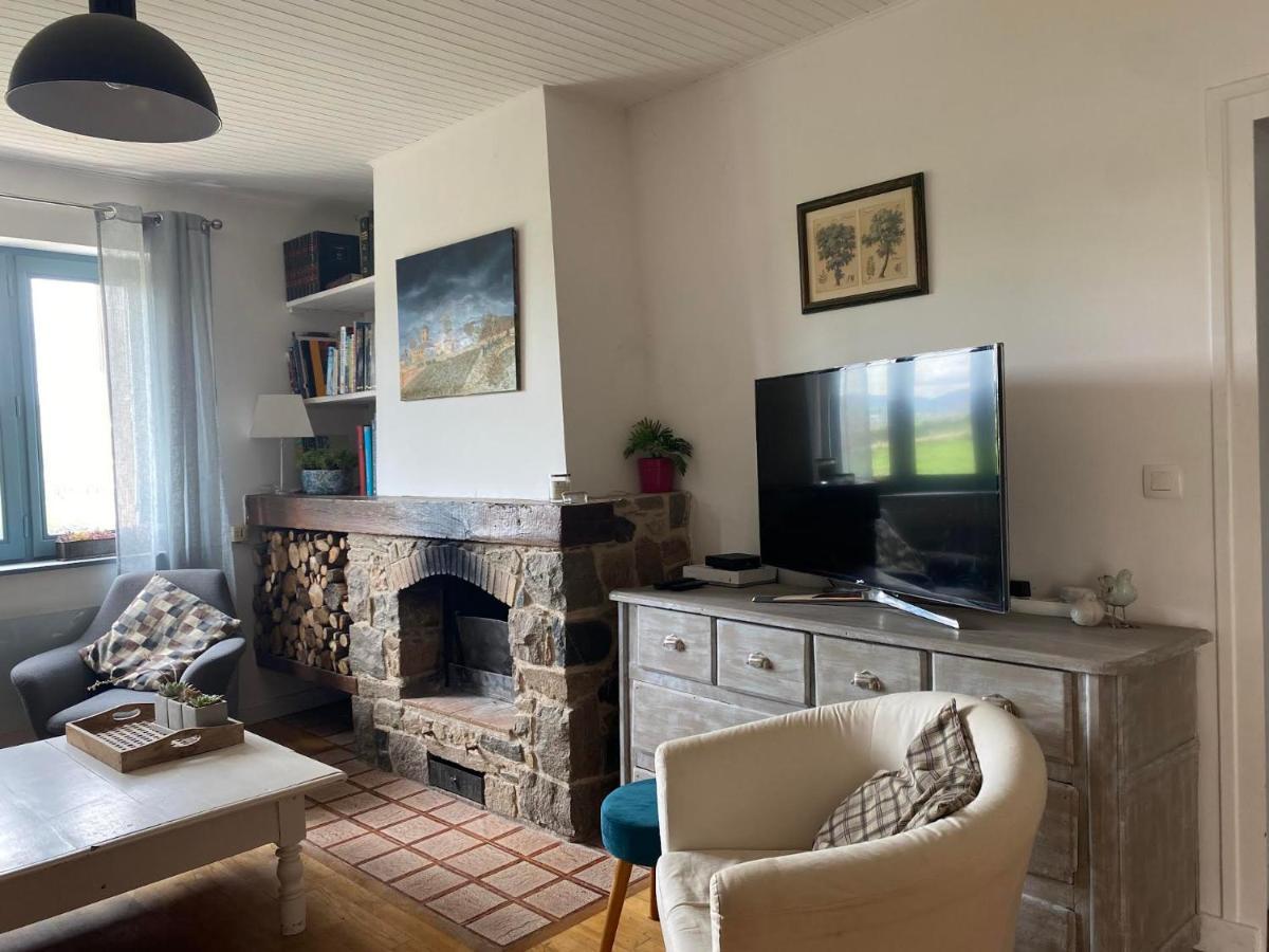 Maison Sur Cour Courzieu Eksteriør billede